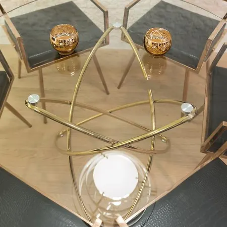 아파트 Carnation *